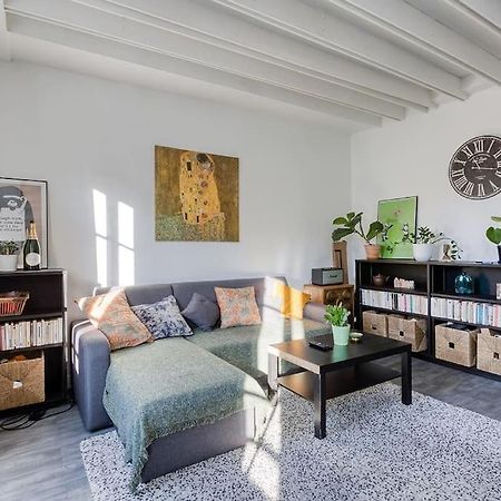 Nice Flat With Billard And View Париж Екстериор снимка