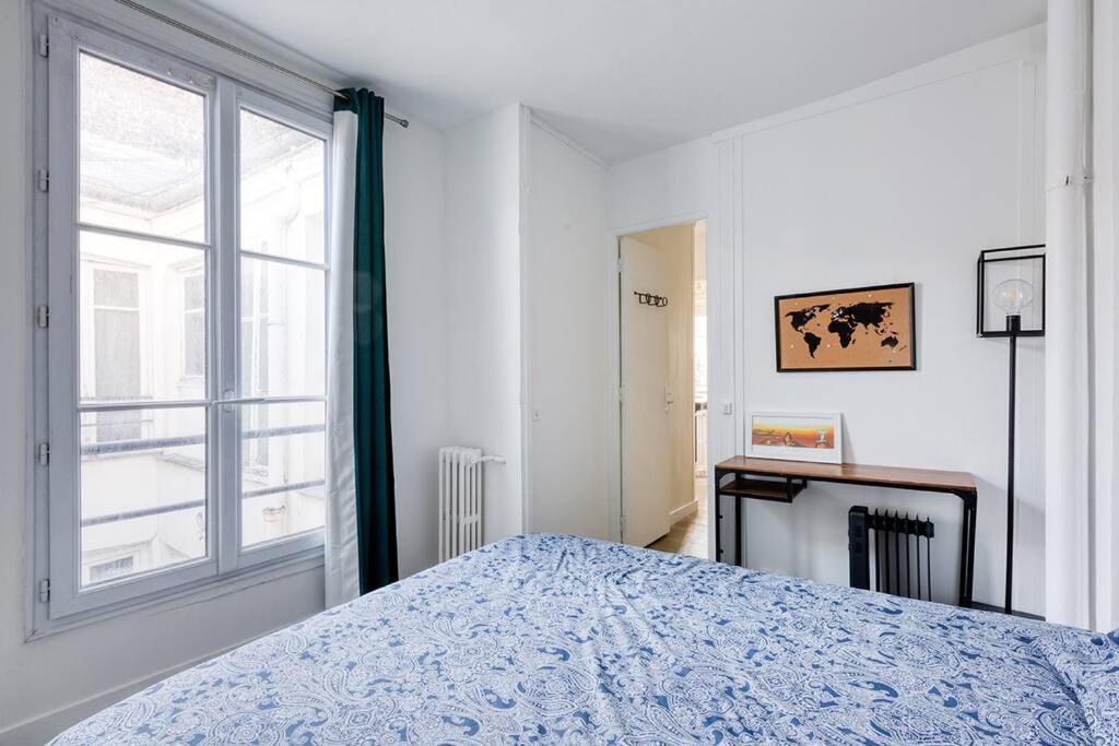 Nice Flat With Billard And View Париж Екстериор снимка